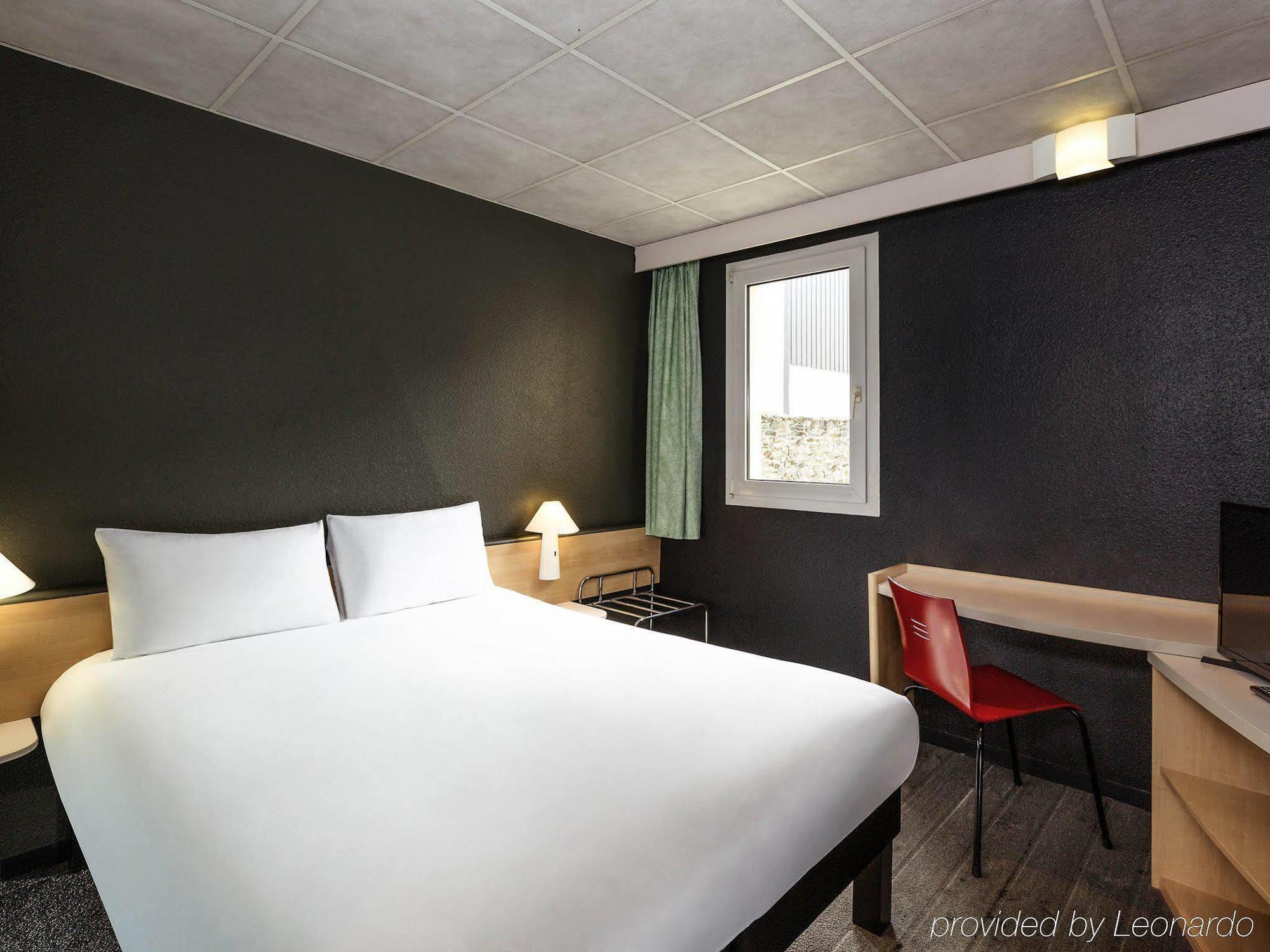 Ibis Lannion Hotel Exterior foto