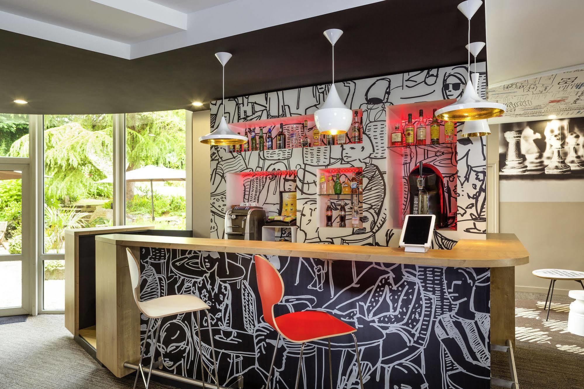 Ibis Lannion Hotel Exterior foto